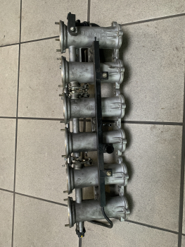 BMW M5 E34 intake plenum S38B38 Motor throttle bodies 50mm